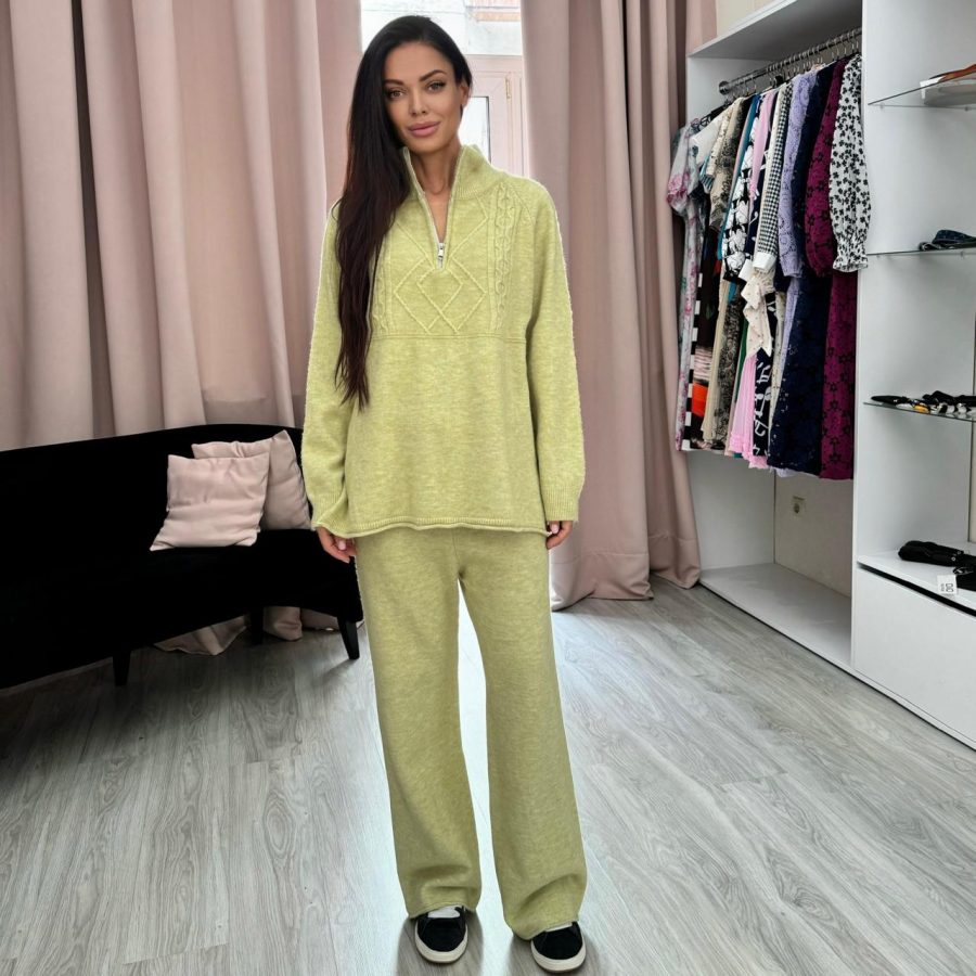 WhatsApp Image 2024-11-14 at 23.48.11